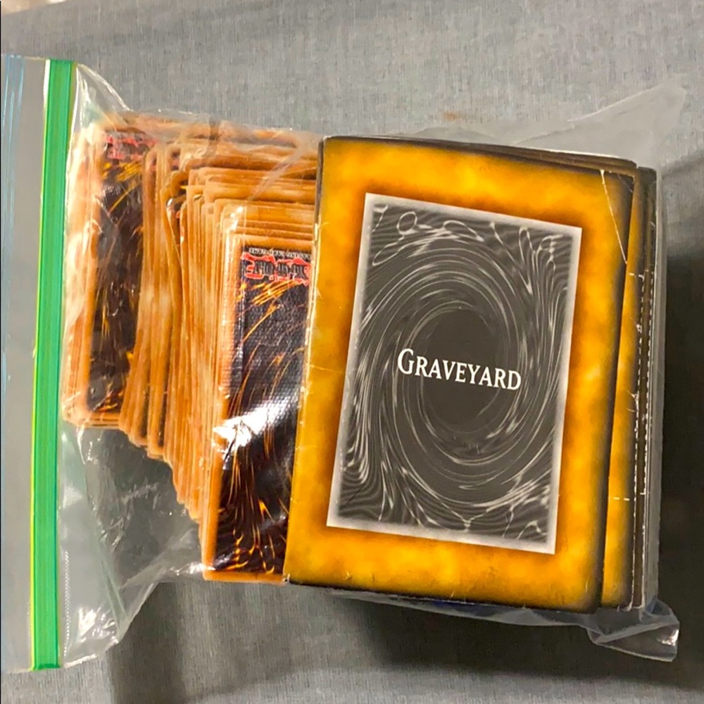 Yu-Gi-Oh Playing cards